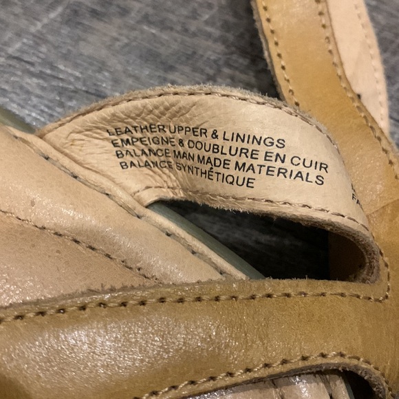 Born mai easy sandals leather strap ankle size 8 Tan - Picture 7 of 7